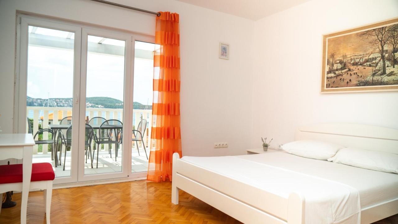 Calma Apartments Trogir Exterior photo