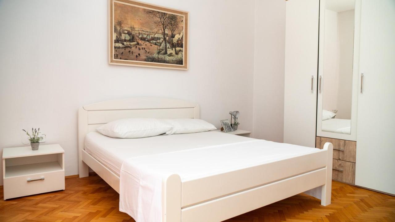 Calma Apartments Trogir Exterior photo