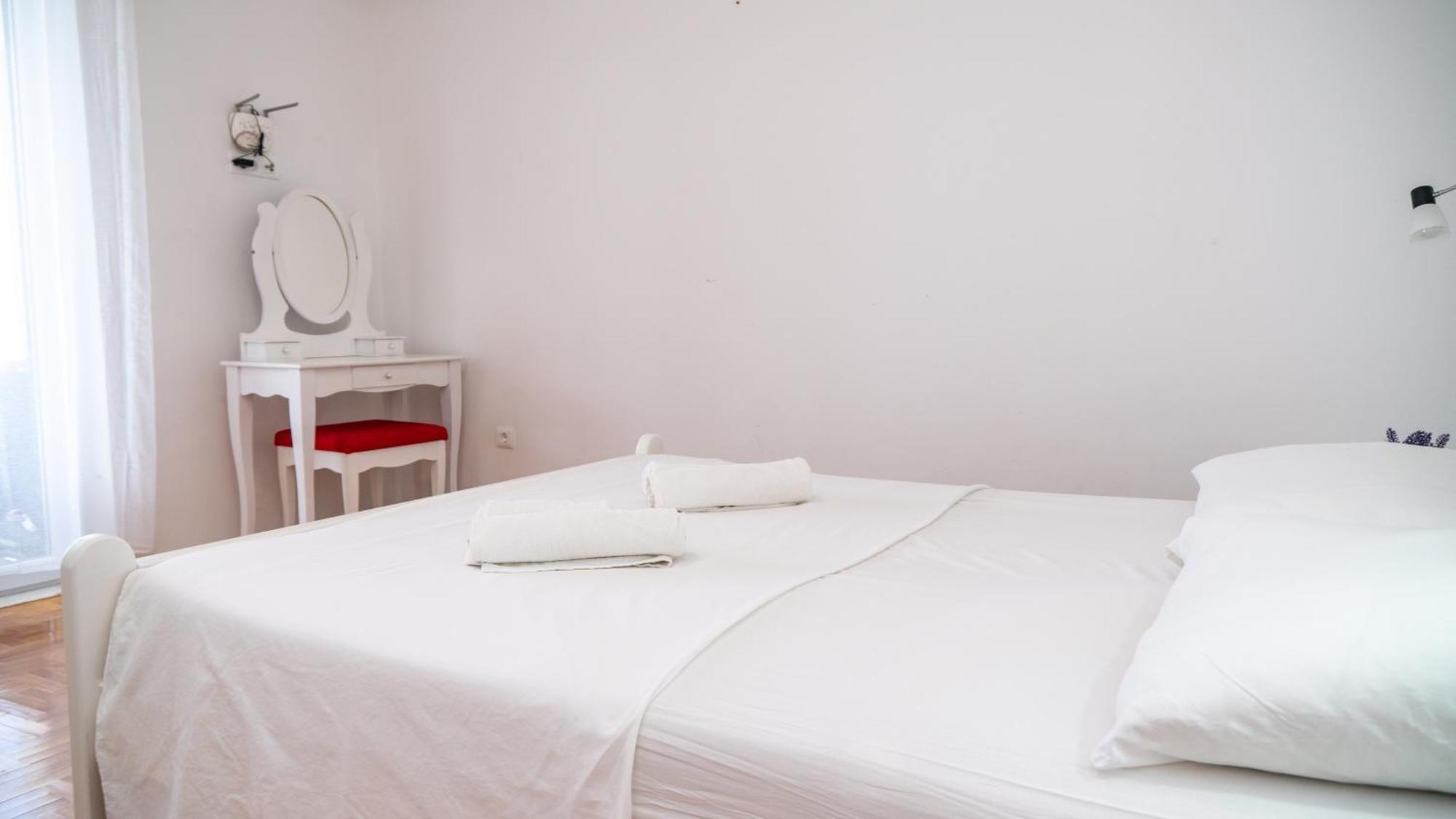 Calma Apartments Trogir Exterior photo